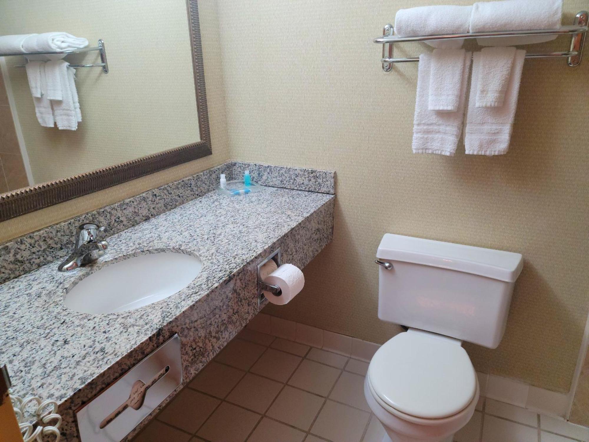 Lynchburg Grand Hotel Екстериор снимка