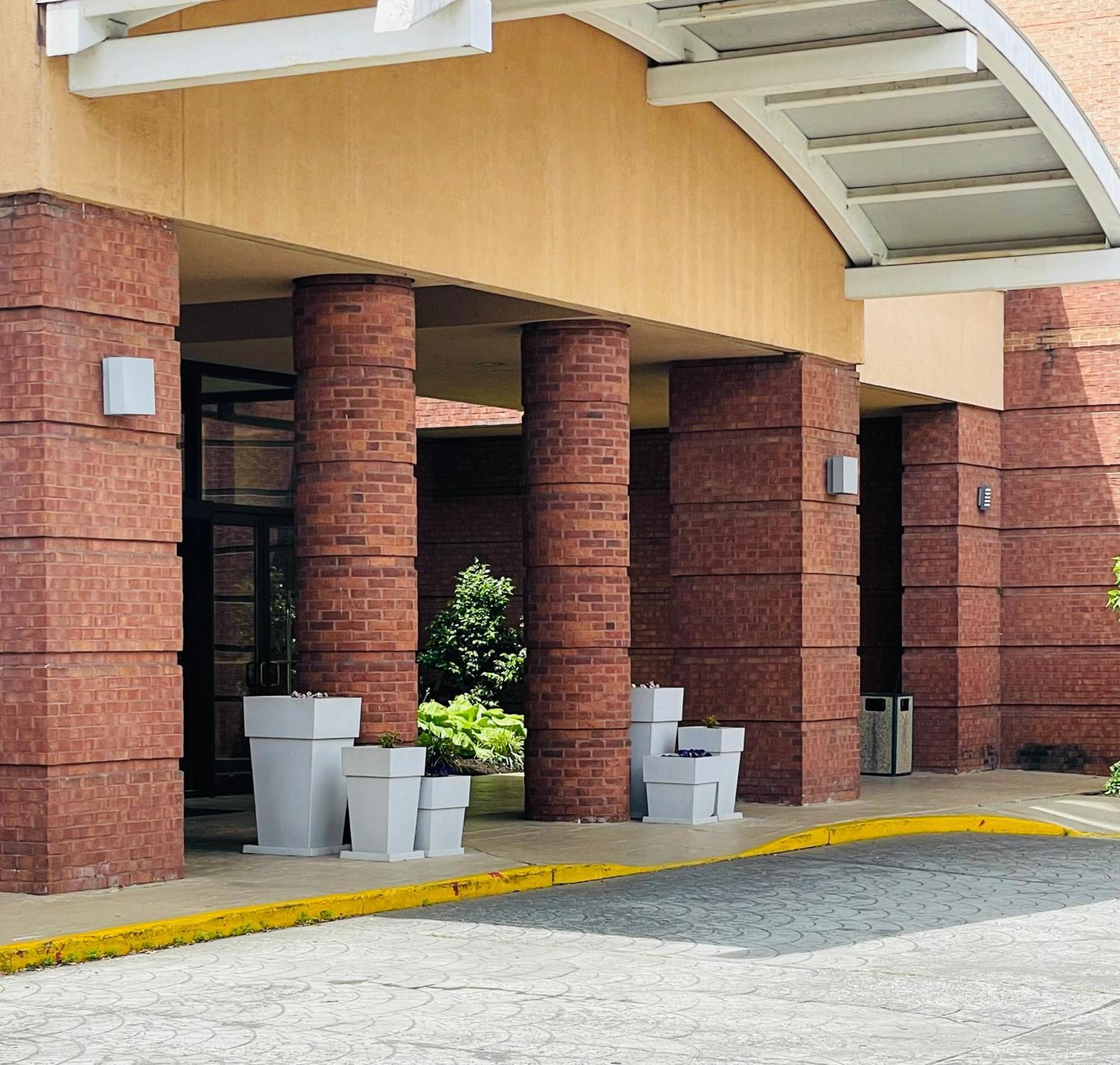 Lynchburg Grand Hotel Екстериор снимка